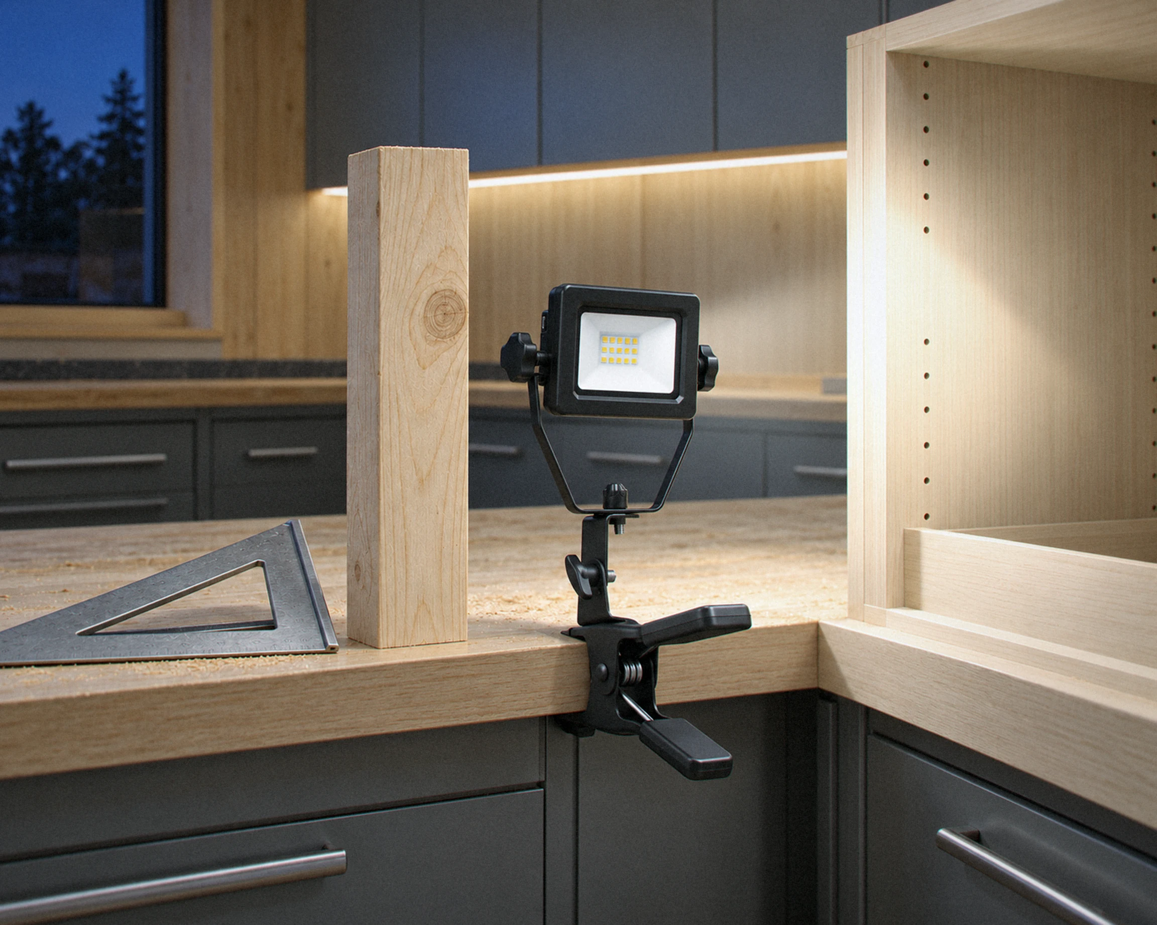 Zone Clamp work light, shown in a typical installation (illustration)